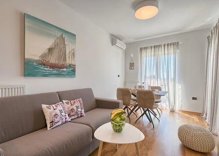 Adriatic Apartment *